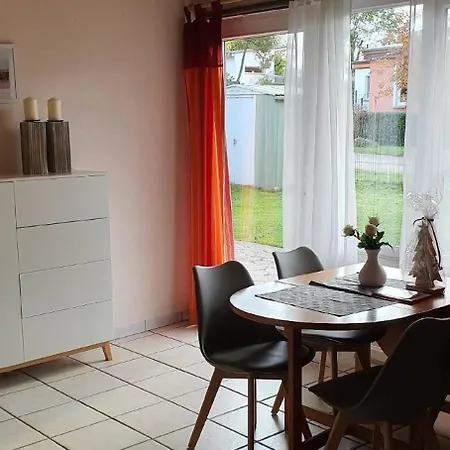 Ferienhaus Kummerower See * Sommersdorf (Mecklenburg-Vorpommern)